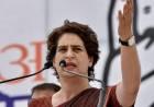 प्रियंका गांधींवर कविता चोरल्याचा आरोप