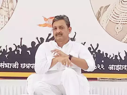 राजकीय वाटचालीचा पहिलाच टप्पा