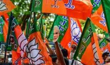 सत्ता टिकवून ठेवण्यासाठी वैयक्तिक लक्ष घालण्याची वेळ