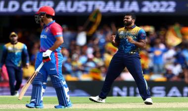 वानिंदू हसरंगाची शानदार गोलंदाजी