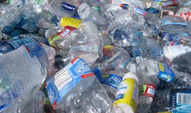 आता गणवेश बनणार 'प्लास्टिक बॉटल' पासून, पंतप्रधान नरेंद्र मोदींचा पुढाकार