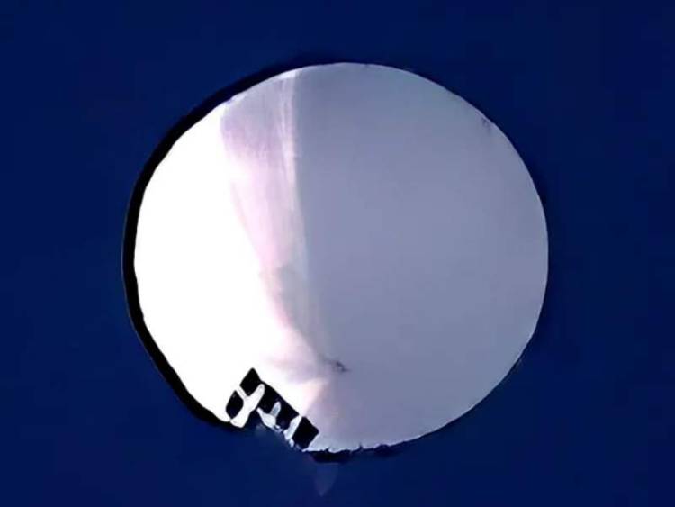 'स्पाय बलून' नेमकं आहे तरी काय? ज्यानं अमेरिकेची झोप उडवली अन् कारवाईमुळे चीन संतापला!